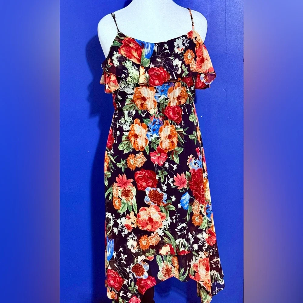 Sophia Christina Vibrant Floral Design with Green and Black Size-12 - Picture 8 of 8
